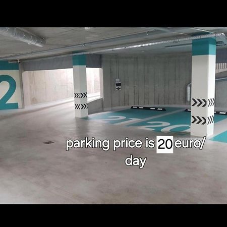 Happy Inn Laime Studio, Self Check-In-24-7, A-C, Parking-In-The-Underground-Garage Vilnius Bagian luar foto